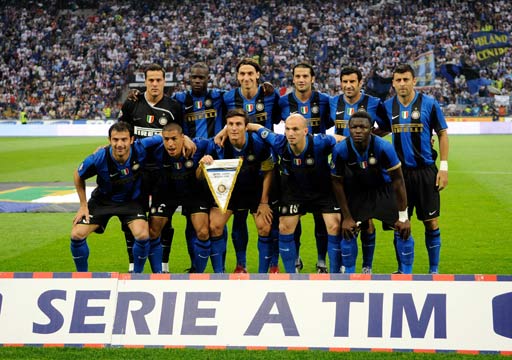 掘金约基奇豪取三双助球队连胜（约基奇砍三双，率掘金豪取连胜）