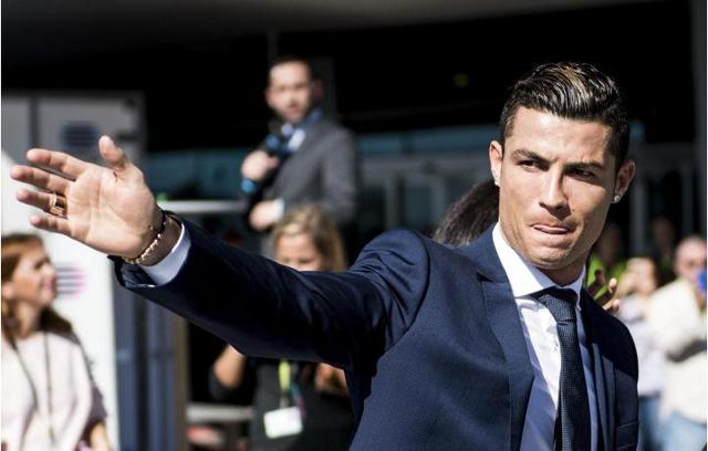 科莫总监：除为帕斯提供比赛与成长环境，我不知道还能做什么（科莫总监：除提供比赛与成长机会外，我别无他法）