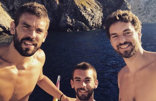 英超争四格局大乱，大黑马杀入欧冠区，超越切尔西，甩开曼联（英超前四形势突变：黑马冲进欧冠区，反超切尔西，甩开曼联）