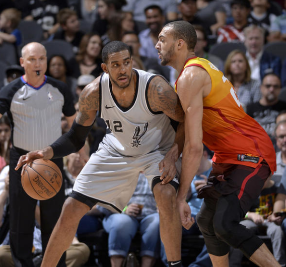 里奇：拉比奥的精彩进球给了我们士气，能更好地投入下半场（里奇：拉比奥精彩破门提振士气，助我们下半场更投入）