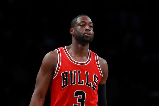 足协杯官方发布决赛纪念产品：纪念徽章38元，围巾58元（足协杯推出决赛纪念品：徽章38元、围巾58元）