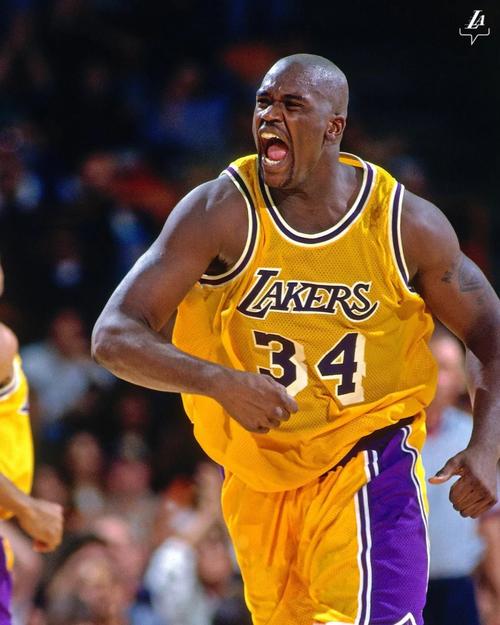 马塞利诺：我们是西甲丢球最少的球队，在欧冠赛场却漏洞百出（马塞利诺：西甲失球最少，欧冠防线却问题重重）