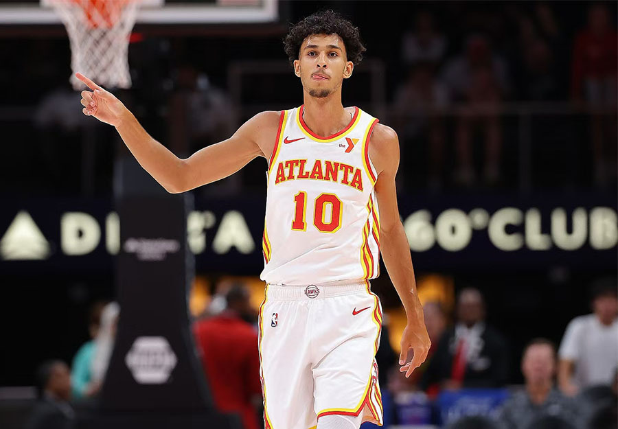 世界杯球票秒售罄，球迷抢票大战升级（世界杯门票瞬售一空，球迷抢票大战加剧）