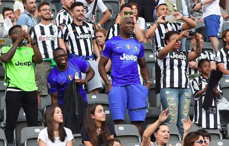 神户后卫：与申花的比赛并不轻松，感谢权田修一的扑点（神户后卫：战申花并不轻松，感谢权田修一扑出点球）