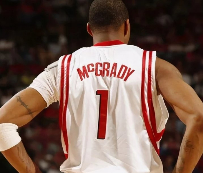 官方：苏格兰裁判沃尔什将执法欧冠第6轮拜仁vs葡体（官宣：苏格兰裁判沃尔什将吹罚欧冠第6轮拜仁对阵葡体）