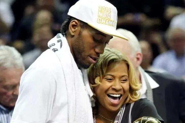 国际邀请赛落幕强队交锋（国际邀请赛谢幕，强队巅峰对决）