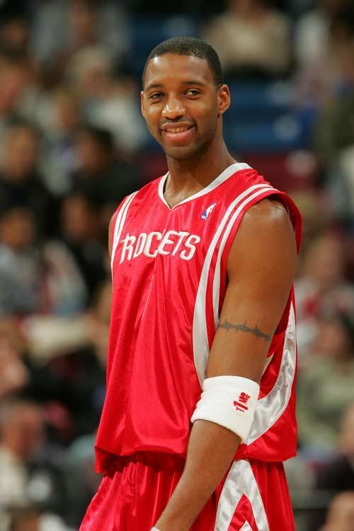 “童话小马一家”穿上彩色服饰 全面完工等你来打卡哈尔滨（童话小马一家换上彩色新装，现已全面竣工，哈尔滨等你来打卡）