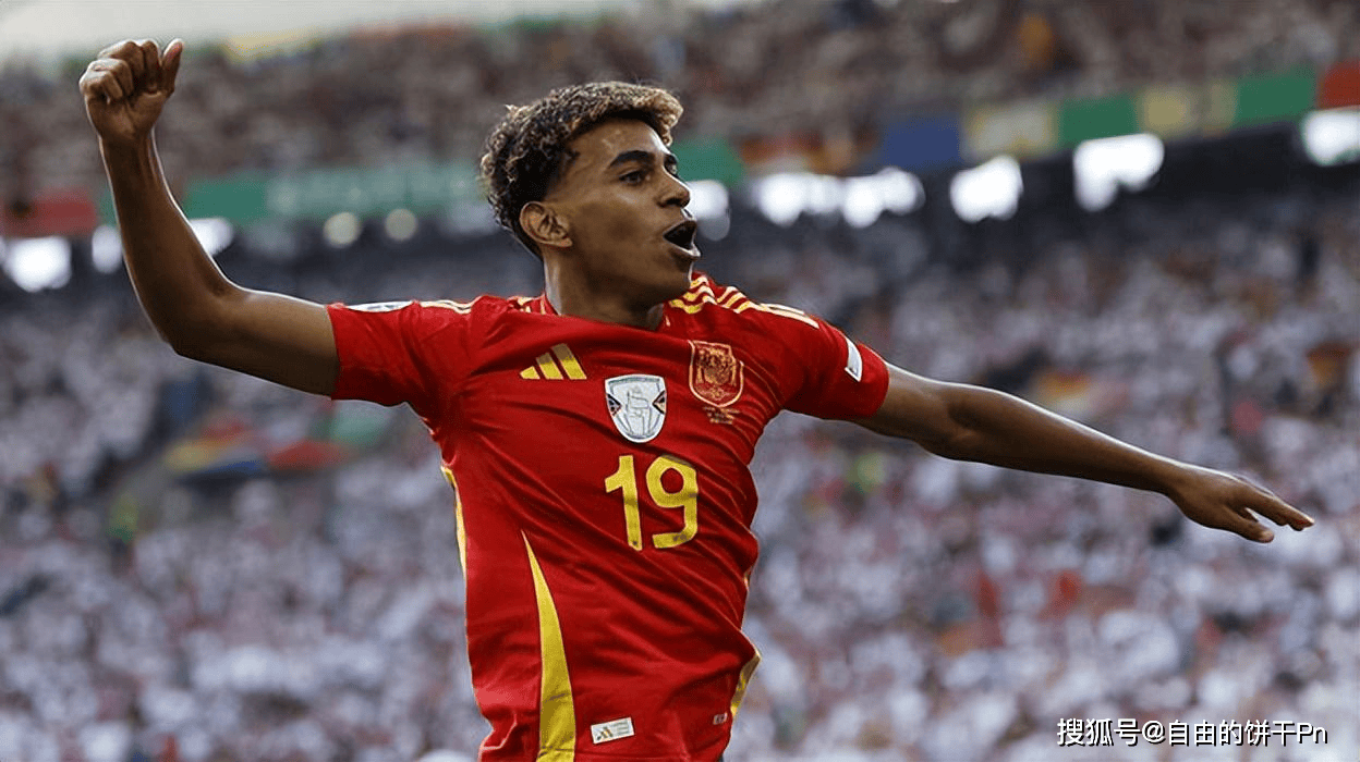 记者：里尔18岁中场布阿迪的团队否认球员与巴黎的转会传闻（记者：里尔18岁中场布阿迪被传转会巴黎，其团队予以否认）